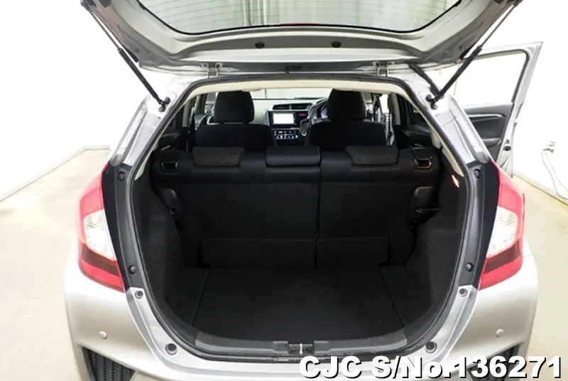 2016 Honda / Fit Stock No. 136271
