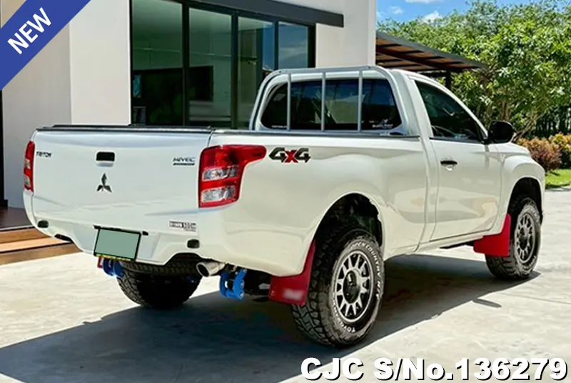 2022 Mitsubishi / Triton Stock No. 136279