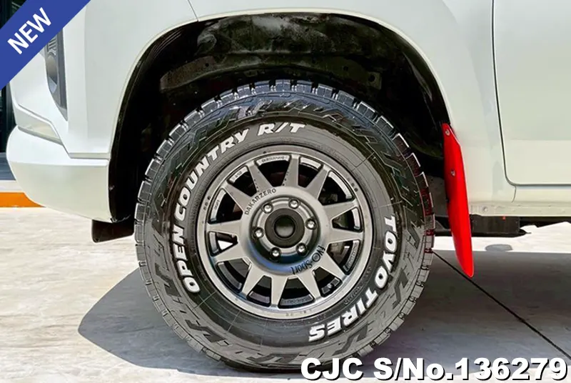 2022 Mitsubishi / Triton Stock No. 136279