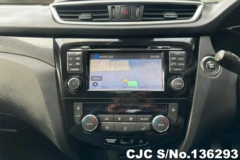 2016 Nissan / X-Trail Stock No. 136293