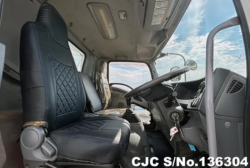 2012 Isuzu / Forward Stock No. 136304