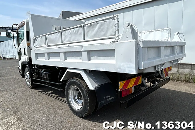 2012 Isuzu / Forward Stock No. 136304