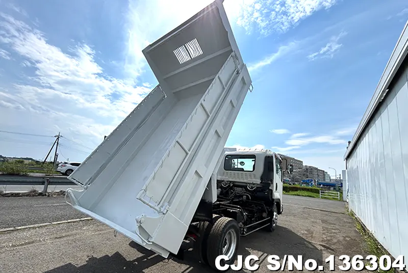 2012 Isuzu / Forward Stock No. 136304