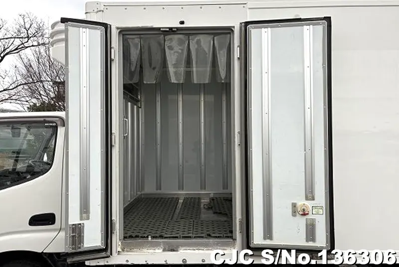 2013 Toyota / Dyna Stock No. 136306