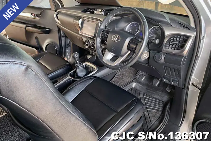 2019 Toyota / Hilux / Revo Stock No. 136307
