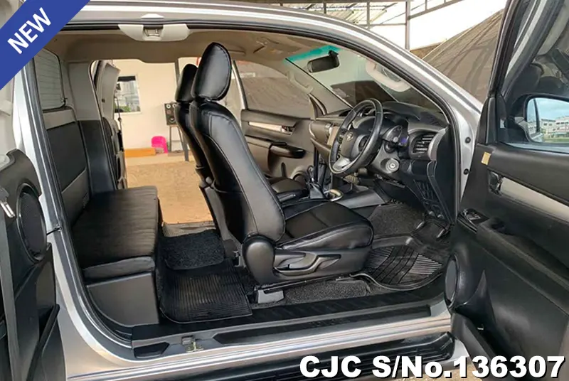 2019 Toyota / Hilux / Revo Stock No. 136307