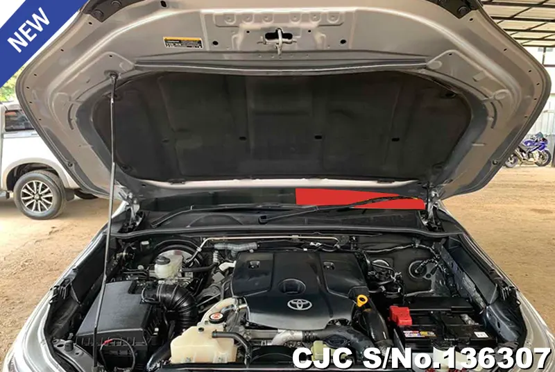 2019 Toyota / Hilux / Revo Stock No. 136307