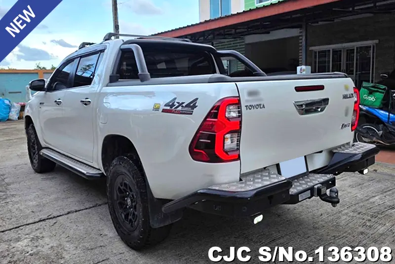 2022 Toyota / Hilux / Revo Stock No. 136308