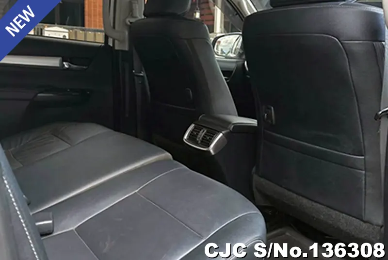 2022 Toyota / Hilux / Revo Stock No. 136308