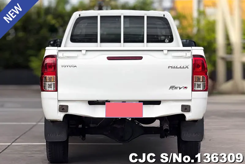2022 Toyota / Hilux / Revo Stock No. 136309