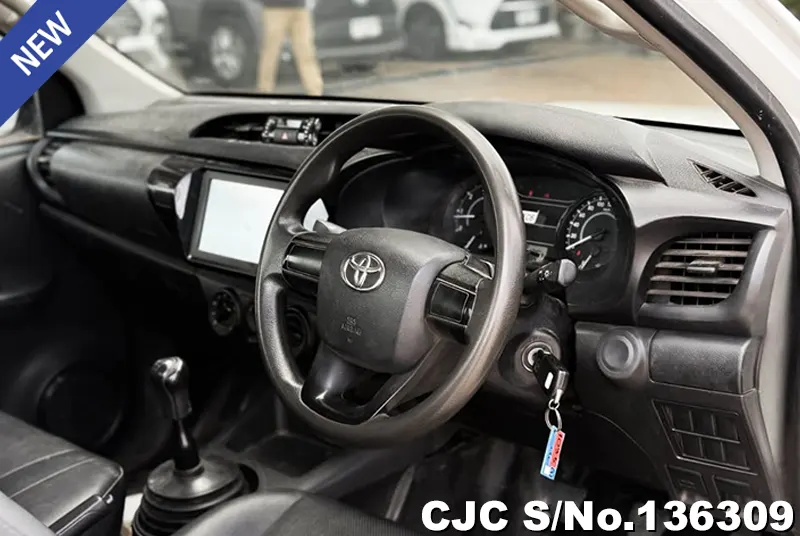 2022 Toyota / Hilux / Revo Stock No. 136309
