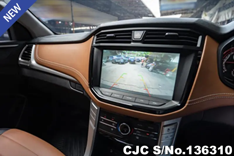 2022 MG / Extender Stock No. 136310