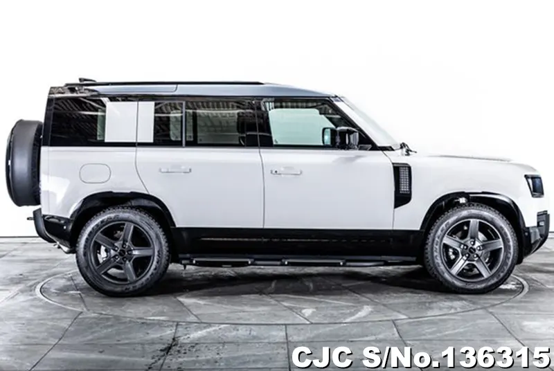 2026 Land Rover / Defender Stock No. 136315