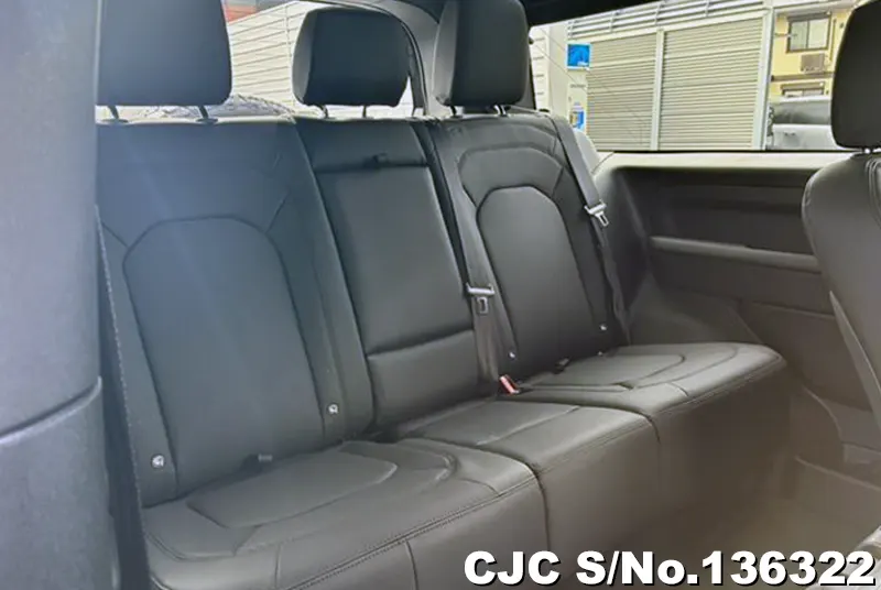 2025 Land Rover / Defender Stock No. 136322