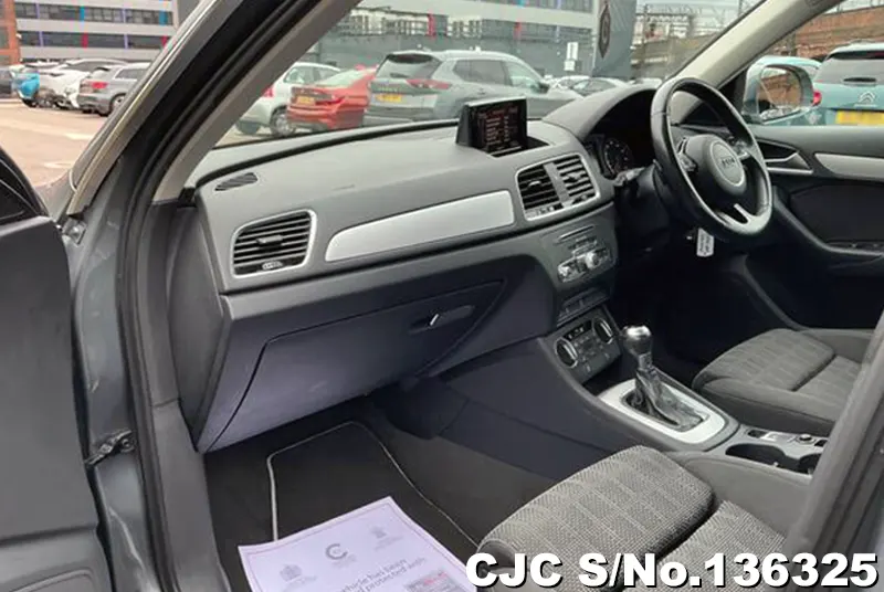 Audi Q3 in Gray for Sale Image 9