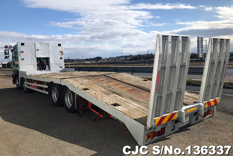 2005 Isuzu / Giga Stock No. 136337