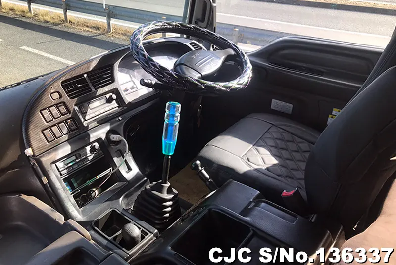 2005 Isuzu / Giga Stock No. 136337