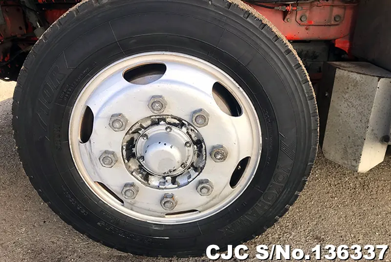 2005 Isuzu / Giga Stock No. 136337