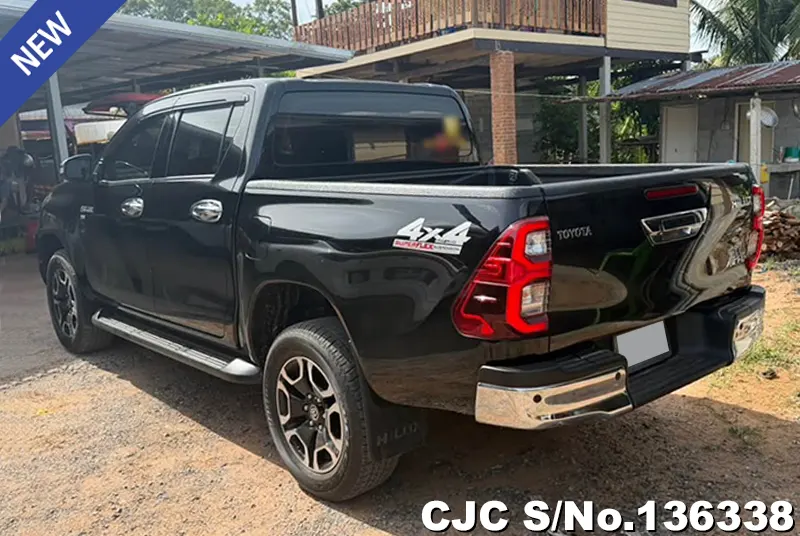 2021 Toyota / Hilux / Revo Stock No. 136338