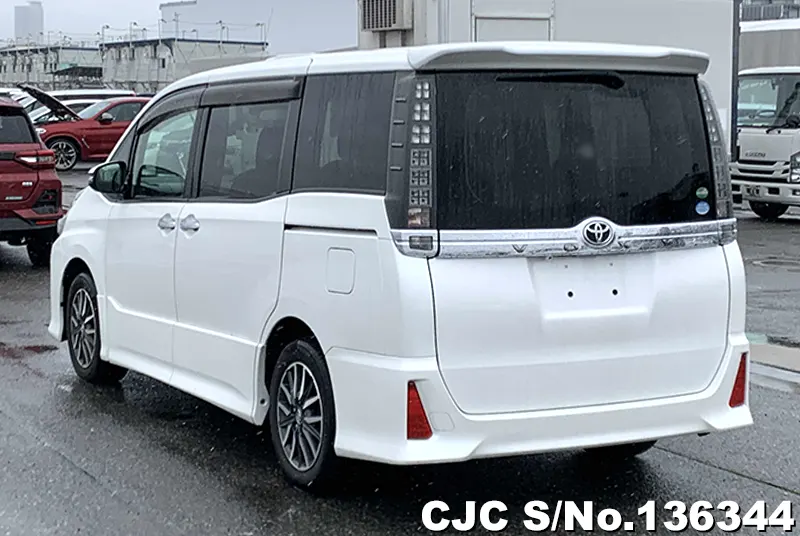 2016 Toyota / Voxy Stock No. 136344