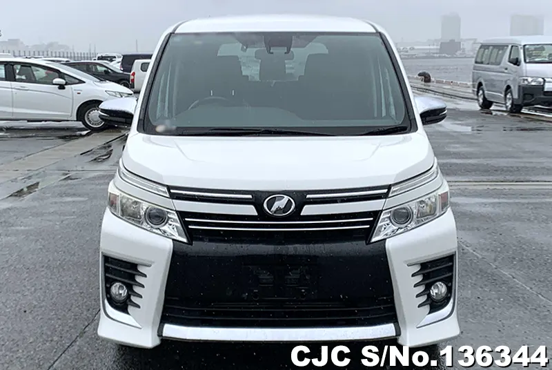 2016 Toyota / Voxy Stock No. 136344