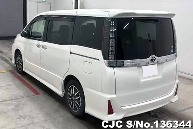 2016 Toyota / Voxy Stock No. 136344