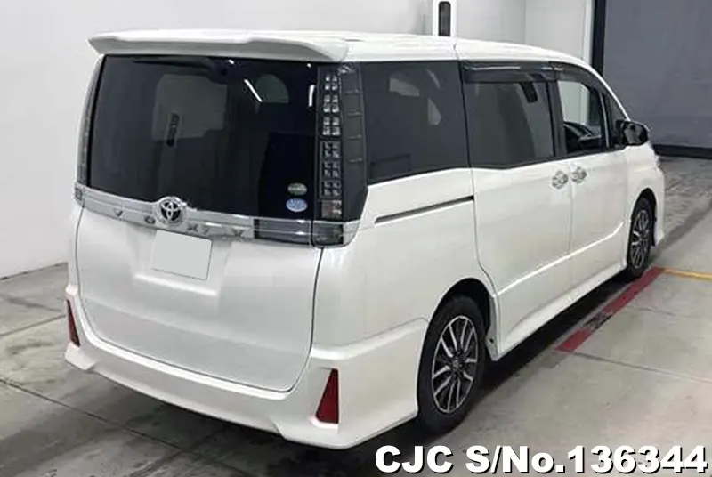 2016 Toyota / Voxy Stock No. 136344
