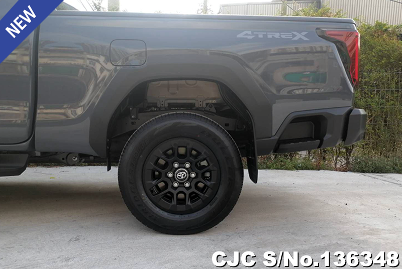 Toyota Hilux in Ash for Sale Image 15