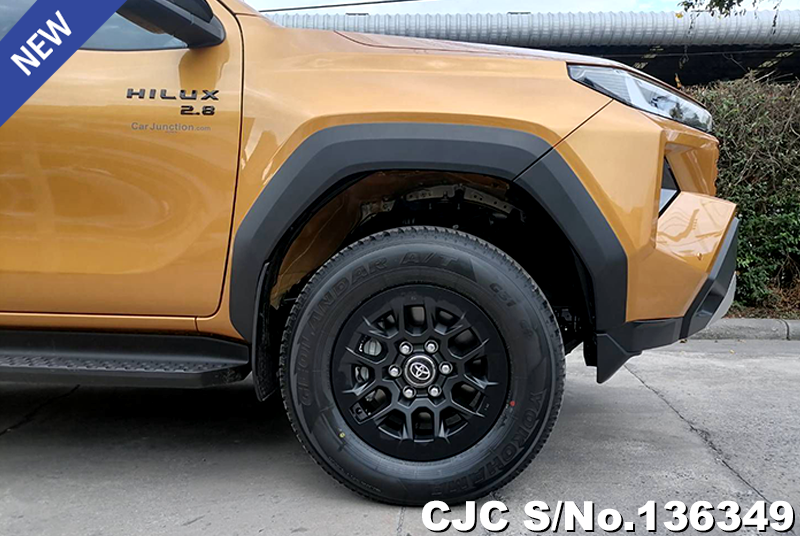 Toyota Hilux in Sulfer Metallic for Sale Image 15