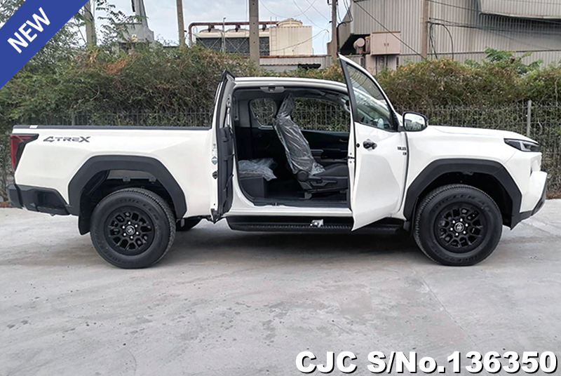 2026 Toyota / Hilux / Travo Stock No. 136350