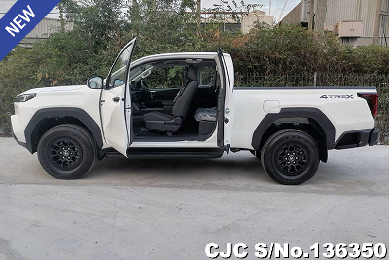 2026 Toyota / Hilux / Travo Stock No. 136350