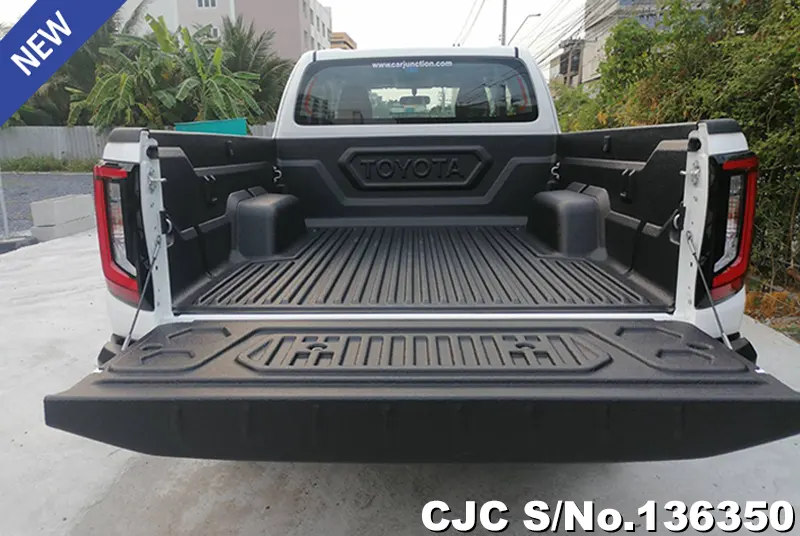 2026 Toyota / Hilux / Travo Stock No. 136350