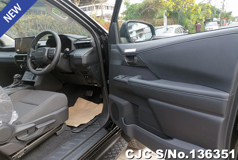 2026 Toyota / Hilux / Travo Stock No. 136351