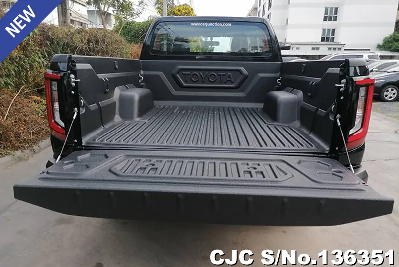 2026 Toyota / Hilux / Travo Stock No. 136351