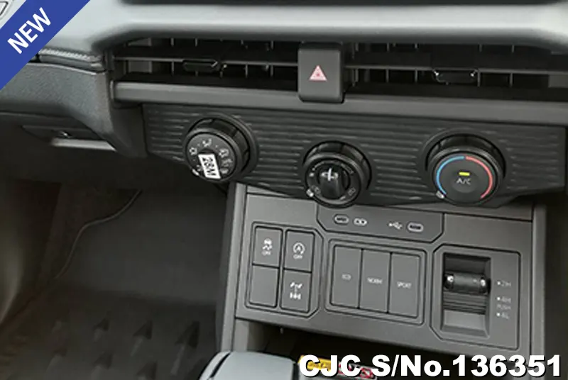 2026 Toyota / Hilux / Travo Stock No. 136351