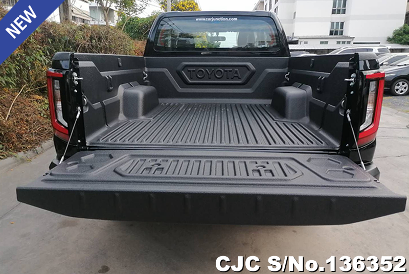 2026 Toyota / Hilux / Travo Stock No. 136352