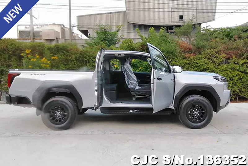 2026 Toyota / Hilux / Travo Stock No. 136352