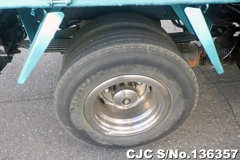 2006 Isuzu / Elf Stock No. 136357