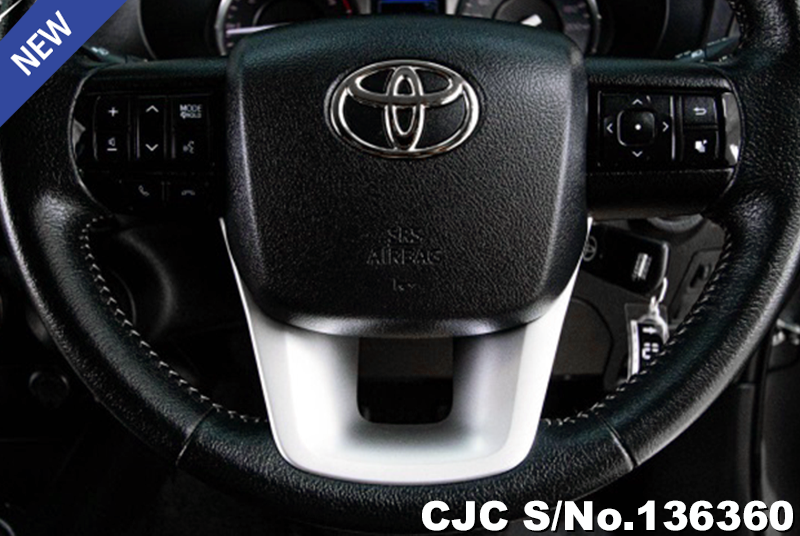 2022 Toyota / Hilux / Revo Stock No. 136360