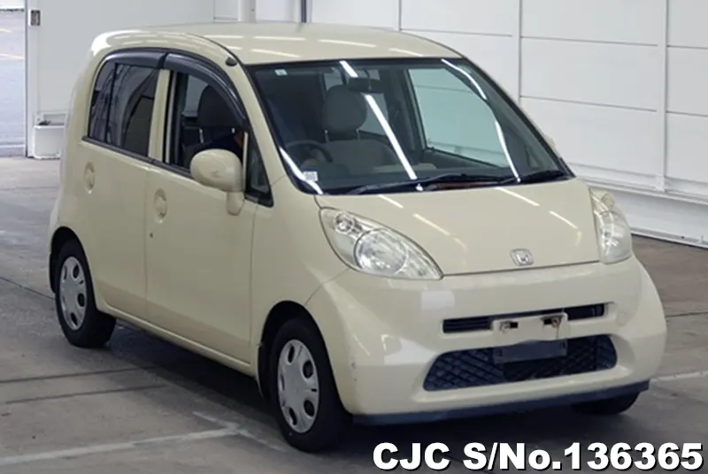 2005 Honda / Life Stock No. 136365