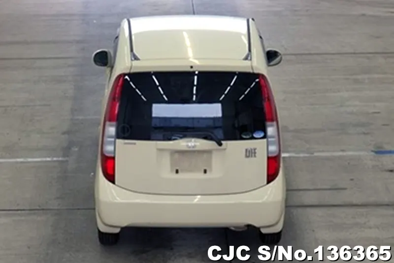 2005 Honda / Life Stock No. 136365