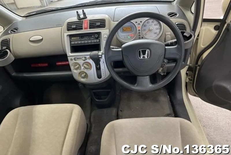 2005 Honda / Life Stock No. 136365