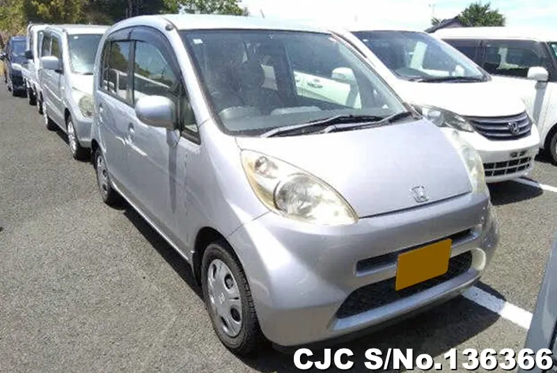 2004 Honda / Life Stock No. 136366