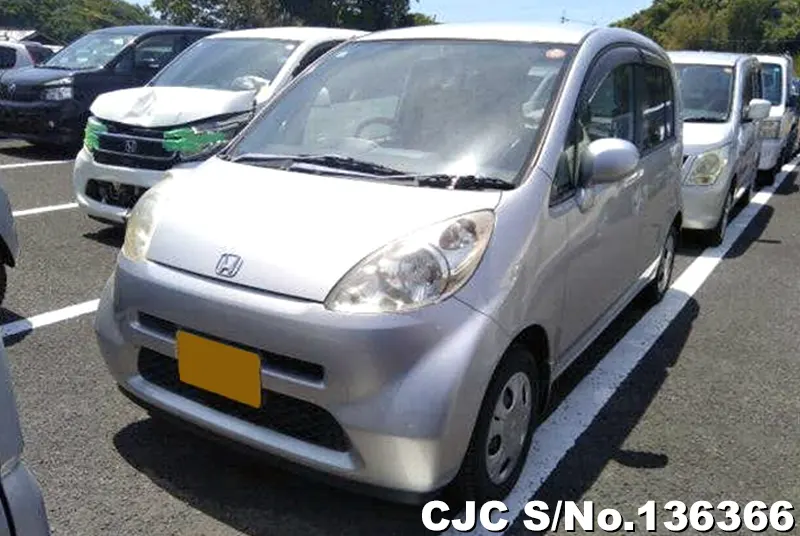 2004 Honda / Life Stock No. 136366