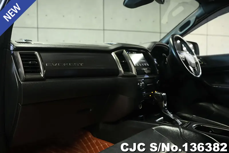 2019 Ford / Everest Stock No. 136382