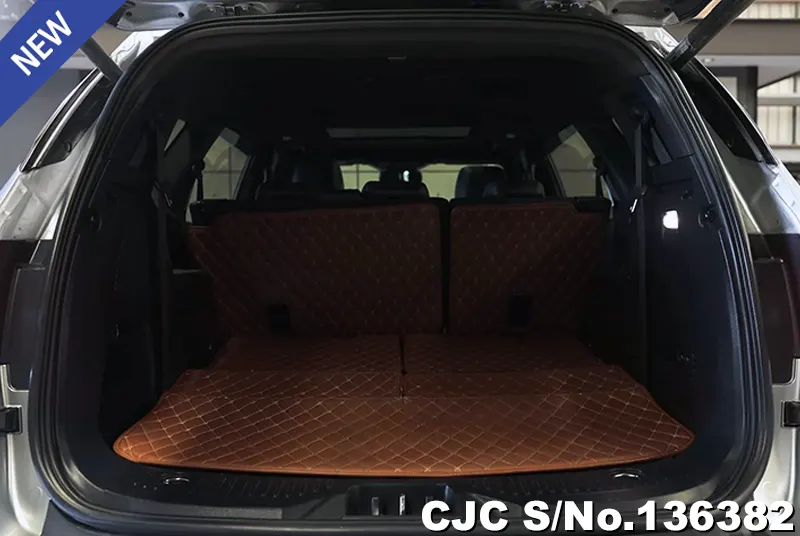 2019 Ford / Everest Stock No. 136382