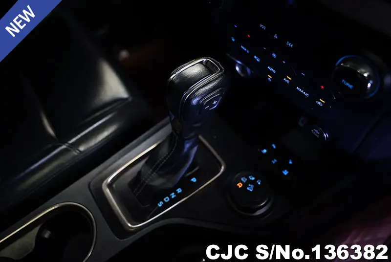 2019 Ford / Everest Stock No. 136382