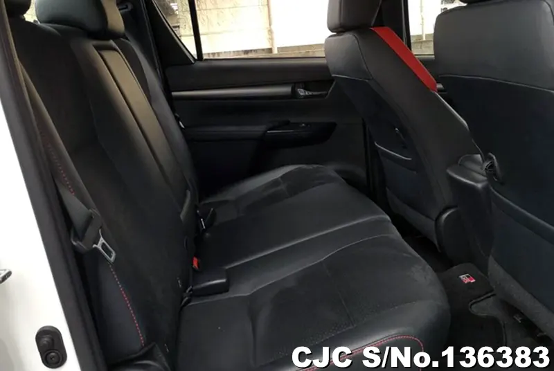 2024 Toyota / Hilux Stock No. 136383