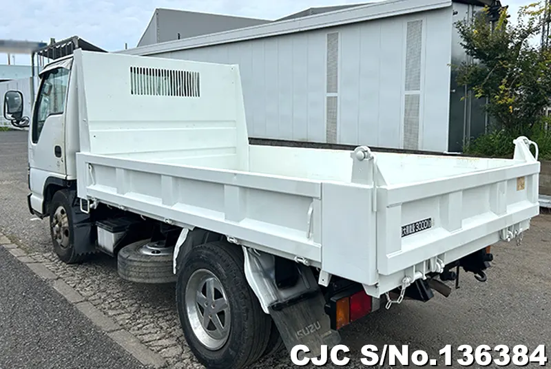 2006 Isuzu / Elf Stock No. 136384