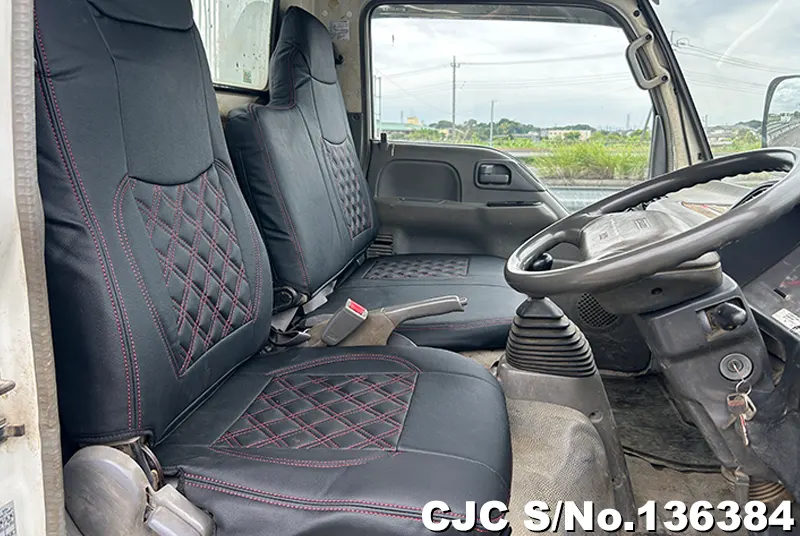 2006 Isuzu / Elf Stock No. 136384